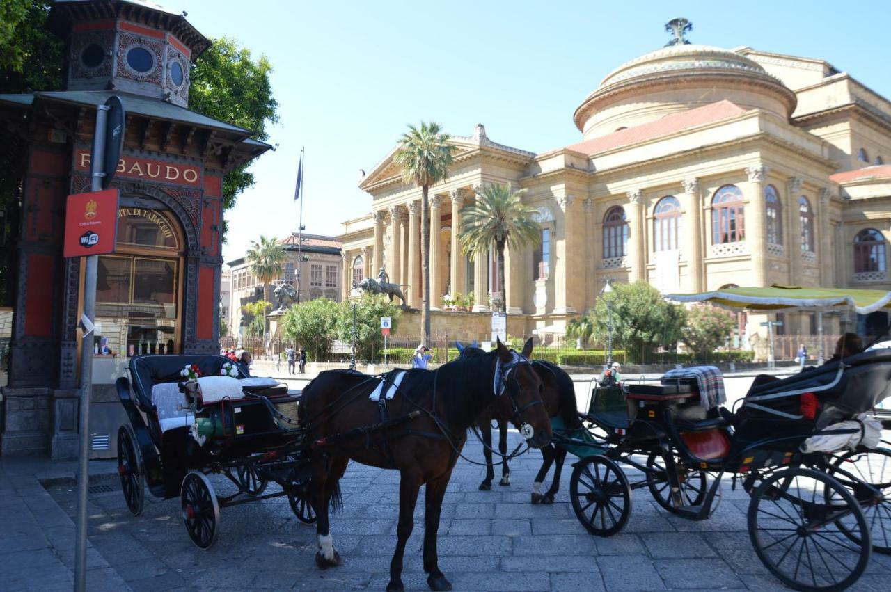 Teatro Massimo City Center Apartments Palermo Exteriör bild